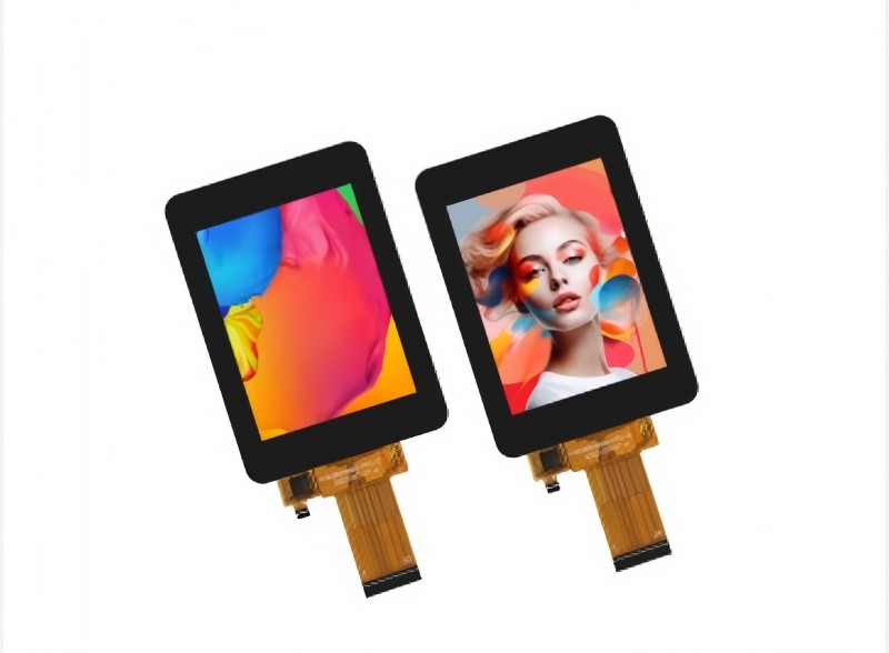تحظى Victronix 2.8 بوصة بشاشة LCD التي تعمل باللمس شائعة جدًا في السوق الأمريكية ويتم دمجها بنجاح في ألواح الشطرنج.