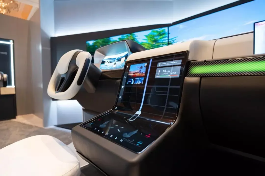 رؤى شاشات الكريستال السائل CES 2026: قم بمواءمة استراتيجية عملك مع المد المتغير